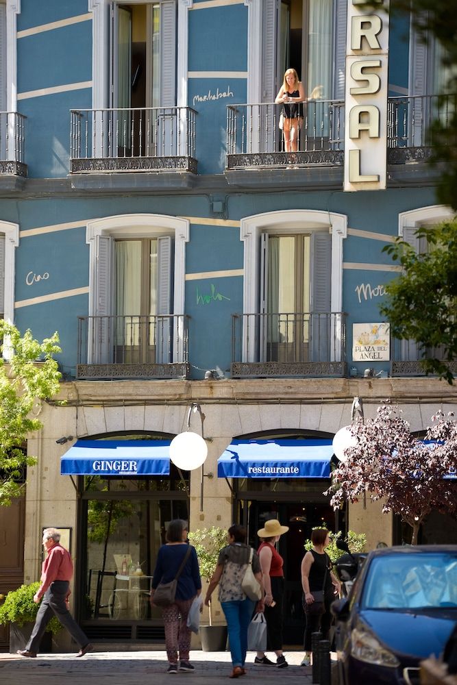 undefined Hostal Persal 8