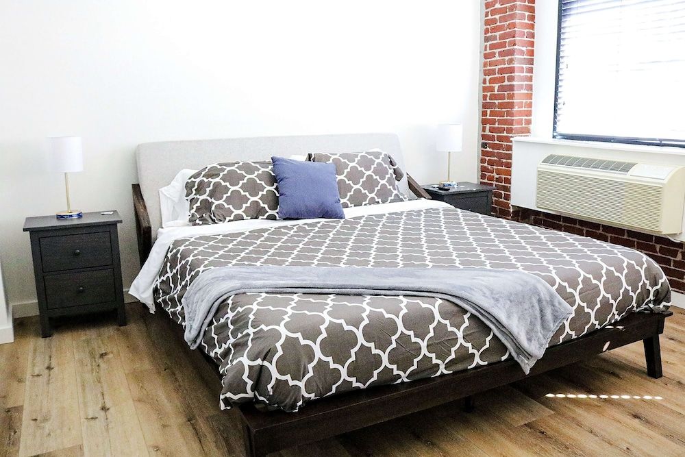 The Haas, Trademark Collection by Wyndham Deluxe Suite, 1 Bedroom, Non Smoking (Broadway)