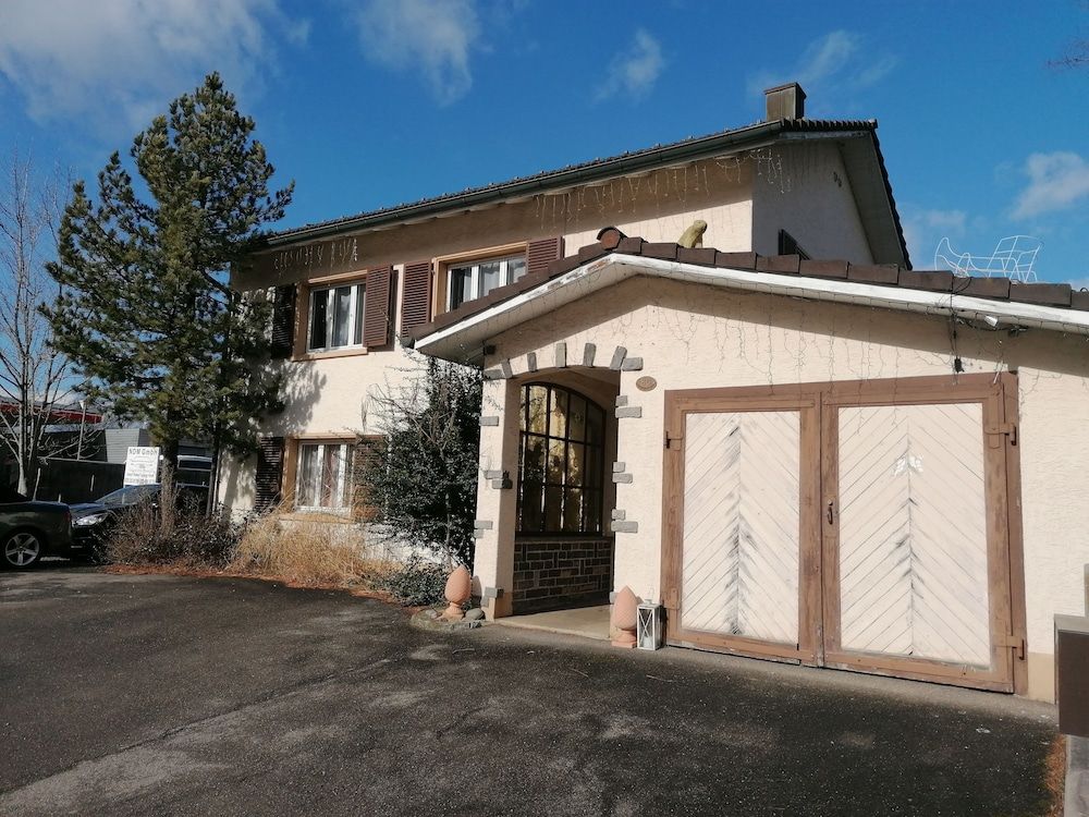 undefined Villa Littau 2