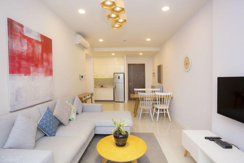 undefined Ami Splendid Rivergate Views 5