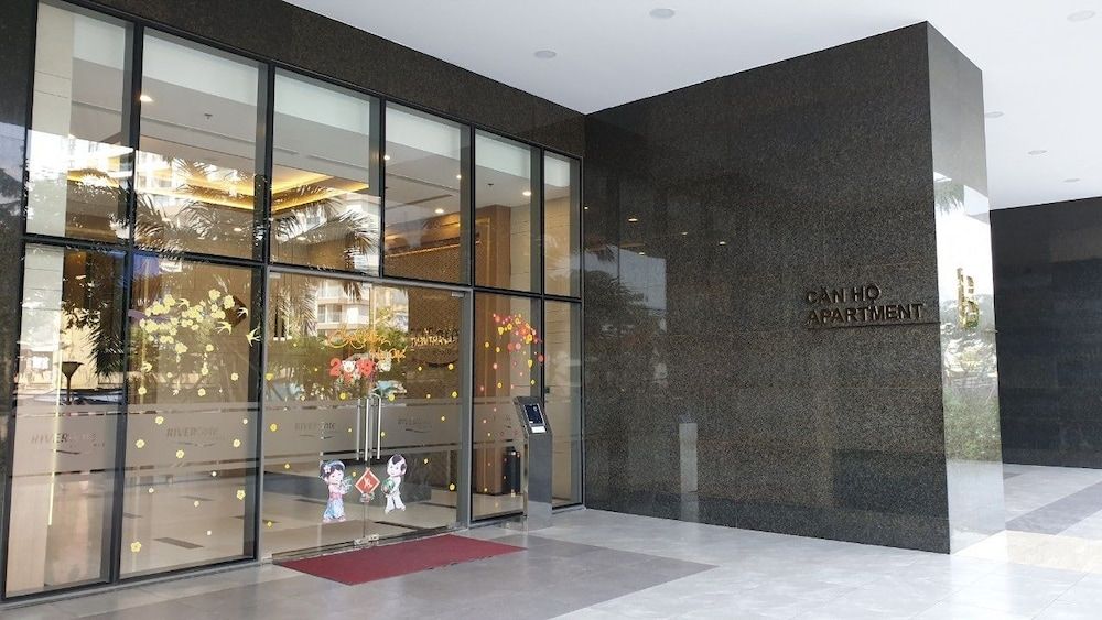 undefined Ami Splendid Rivergate Views 7