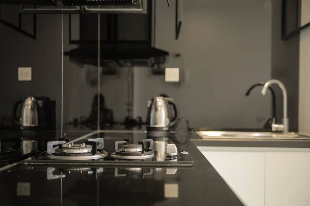 undefined Ami Splendid Rivergate Views 10