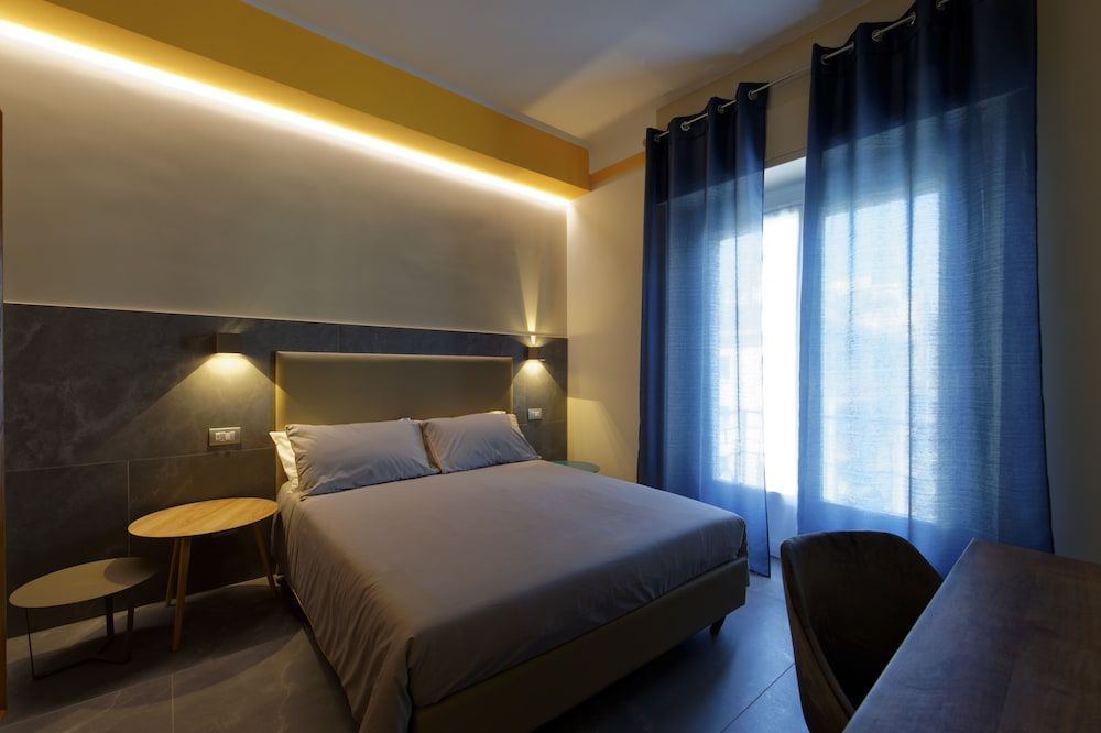 undefined Green Ribbon 5