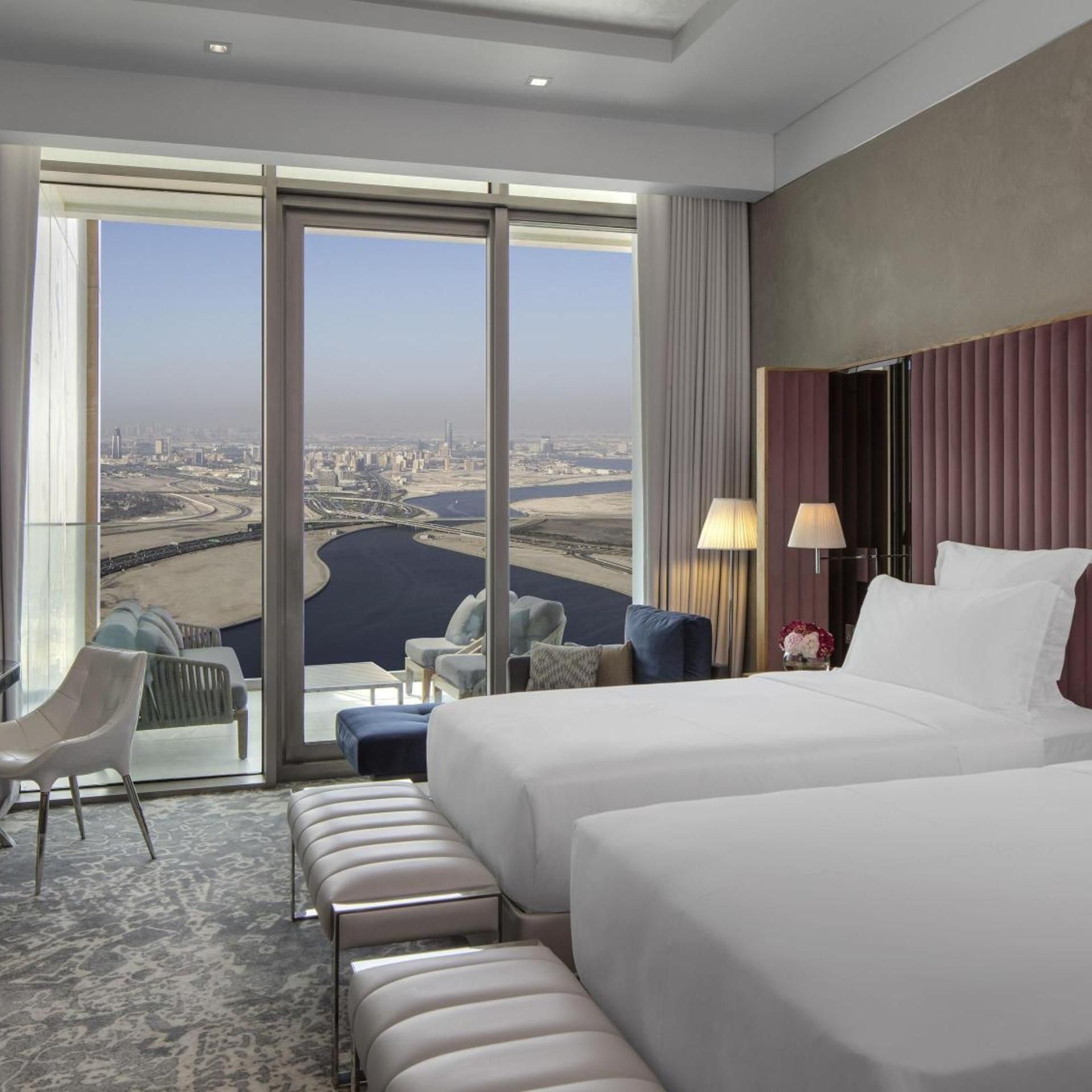 SLS Dubai Hotel & Residences SIGNATURE, DUO, BALCONY 2