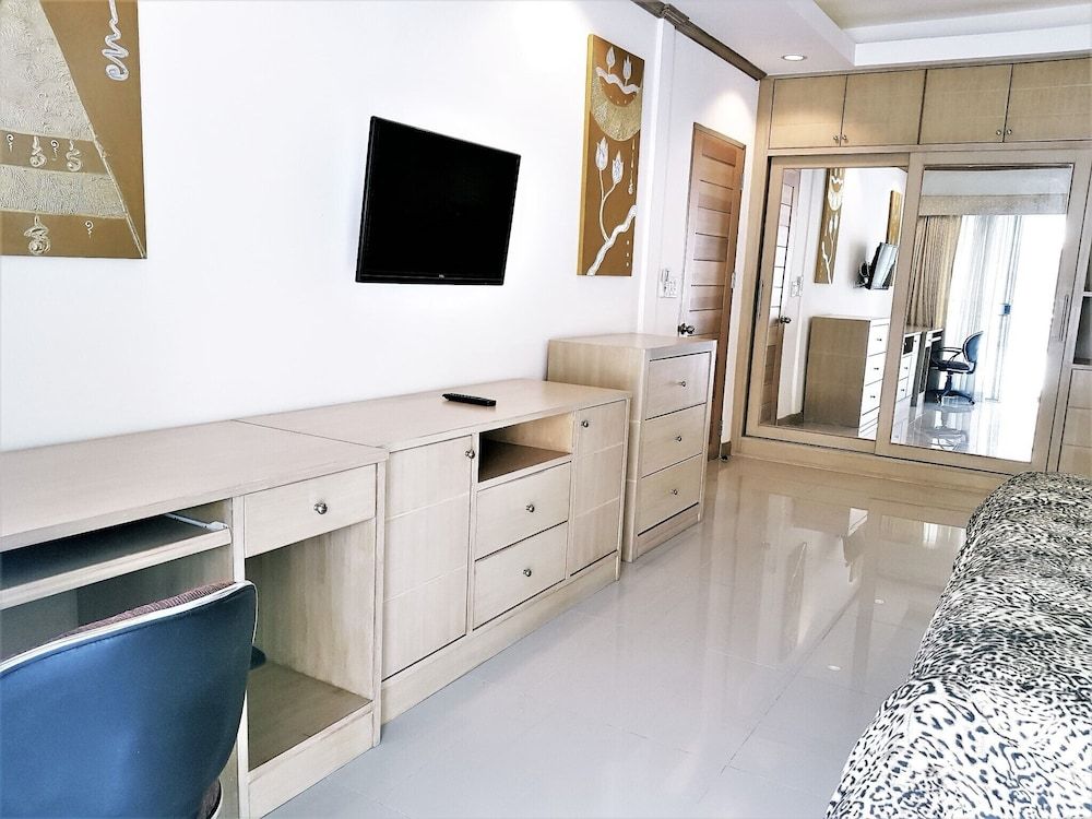 undefined Sea View Corner Condo Jomtien 9