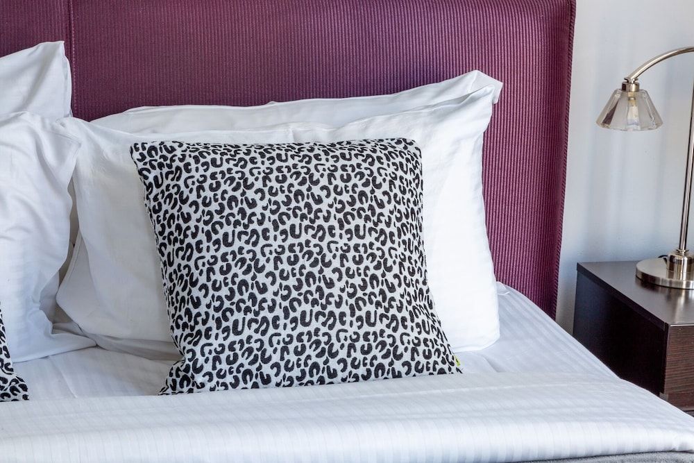 undefined Modern Studio w/ Incredible Marina Views! 5