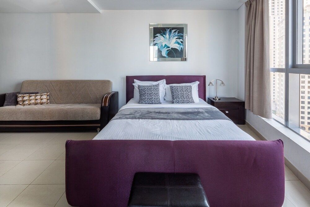 undefined Modern Studio w/ Incredible Marina Views! 7