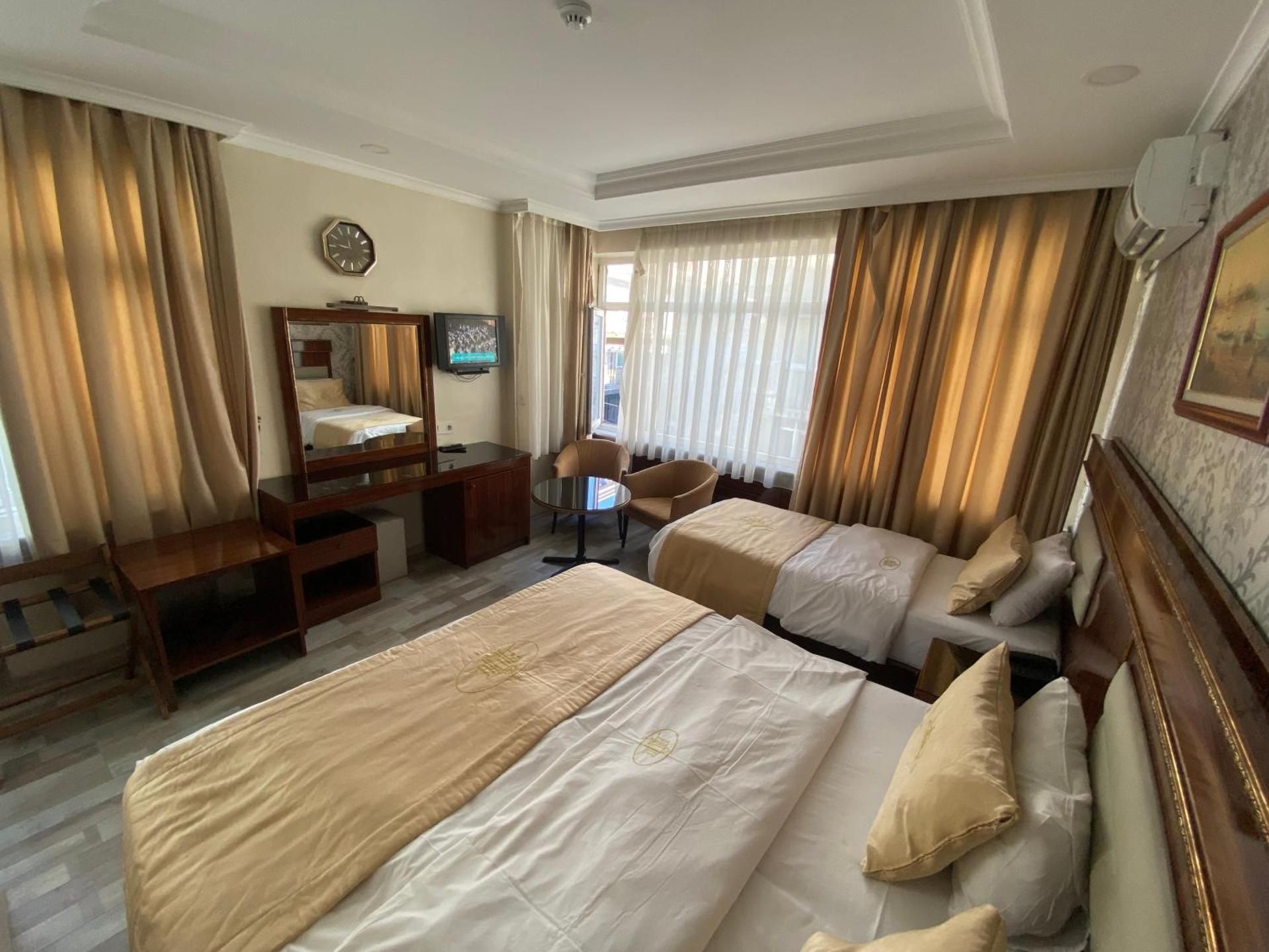 undefined Elit Palace Hotel 9