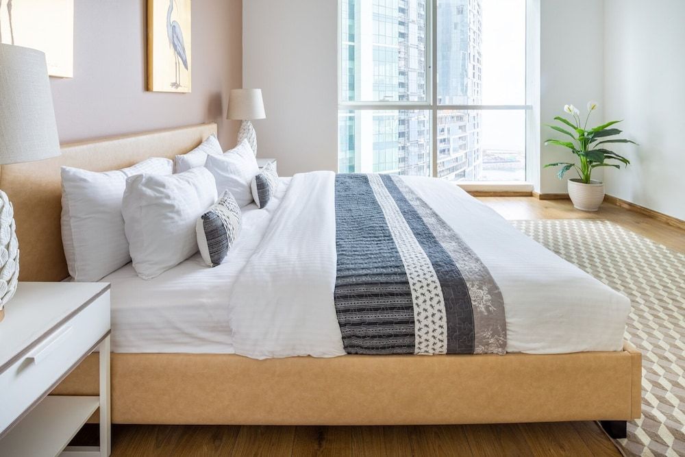 undefined Grand 2BR w/ a Full Sea View & Direct Beach Access 8