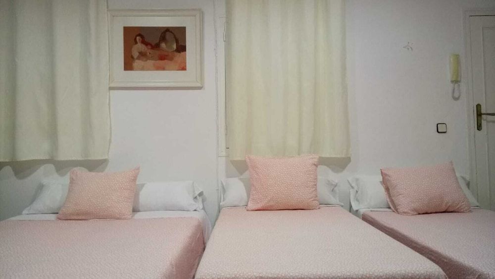 undefined Pensión Navarra 7