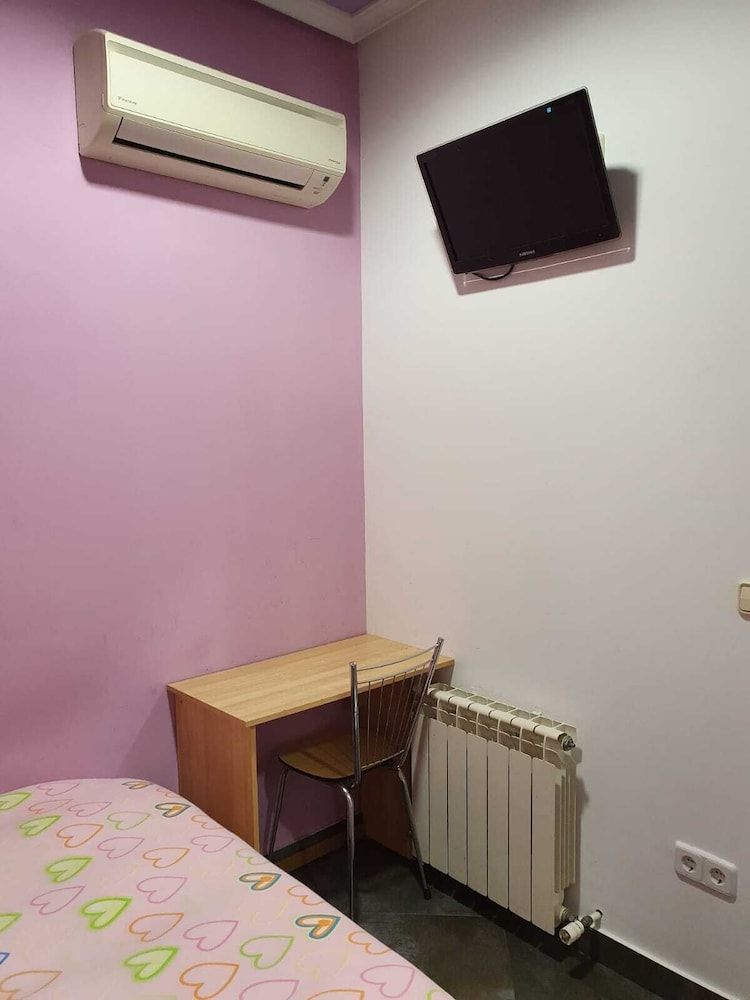 undefined Pensión Navarra 8