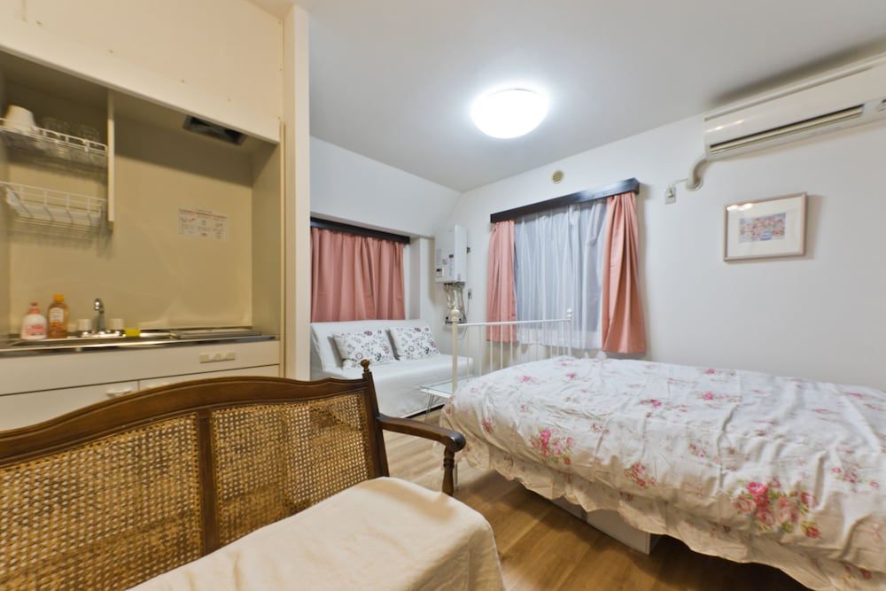 undefined Mini Hotel Shinjuku Front 201 4