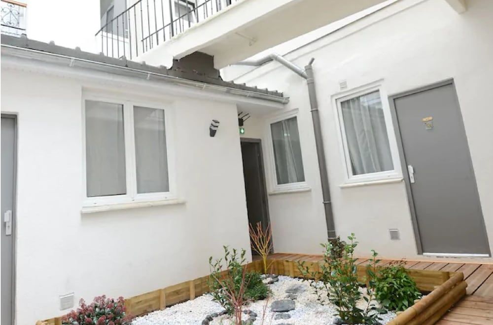 undefined Lafayette Hotel 5