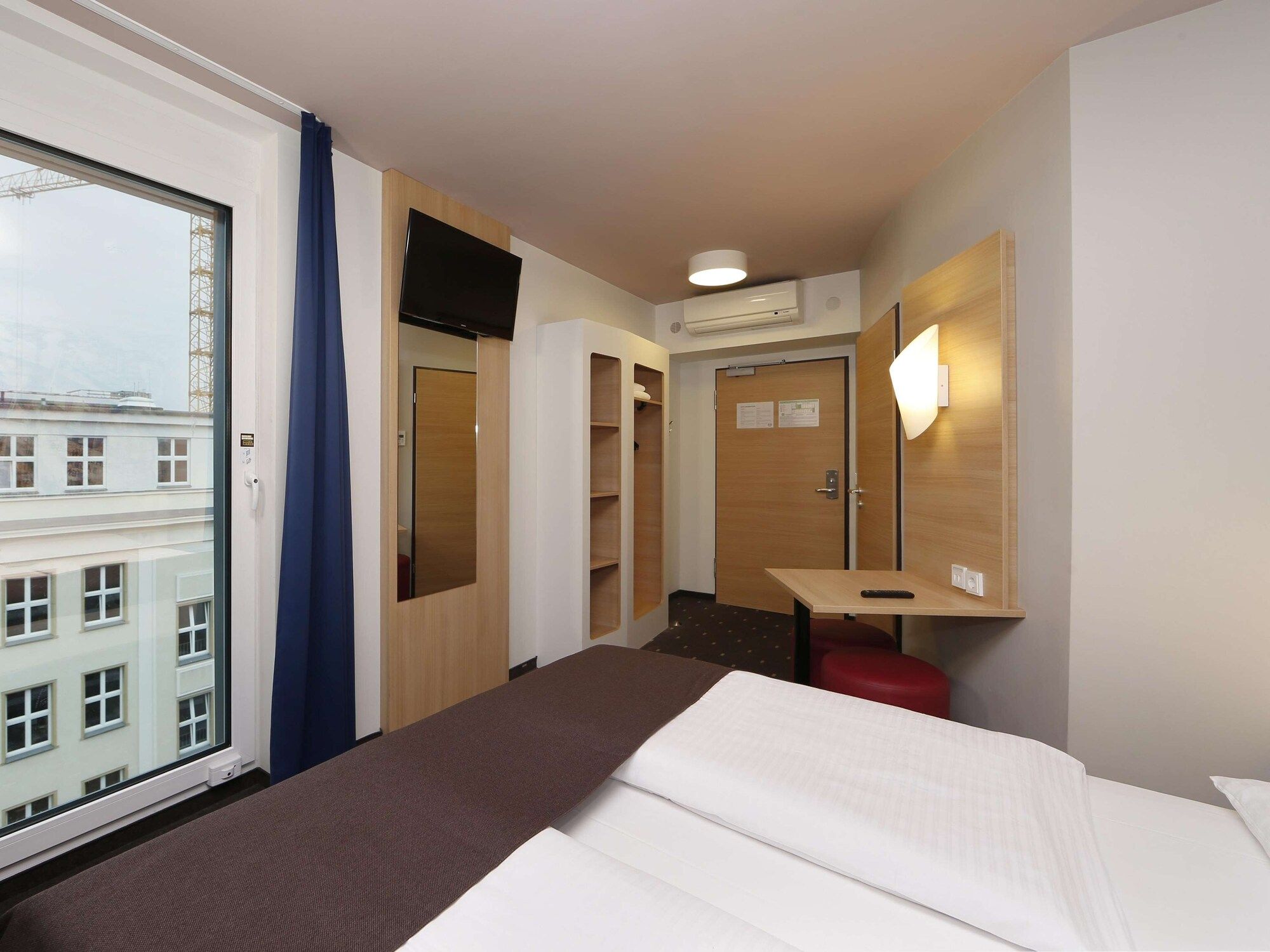 undefined B&B Hotel Berlin-Alexanderplatz 7