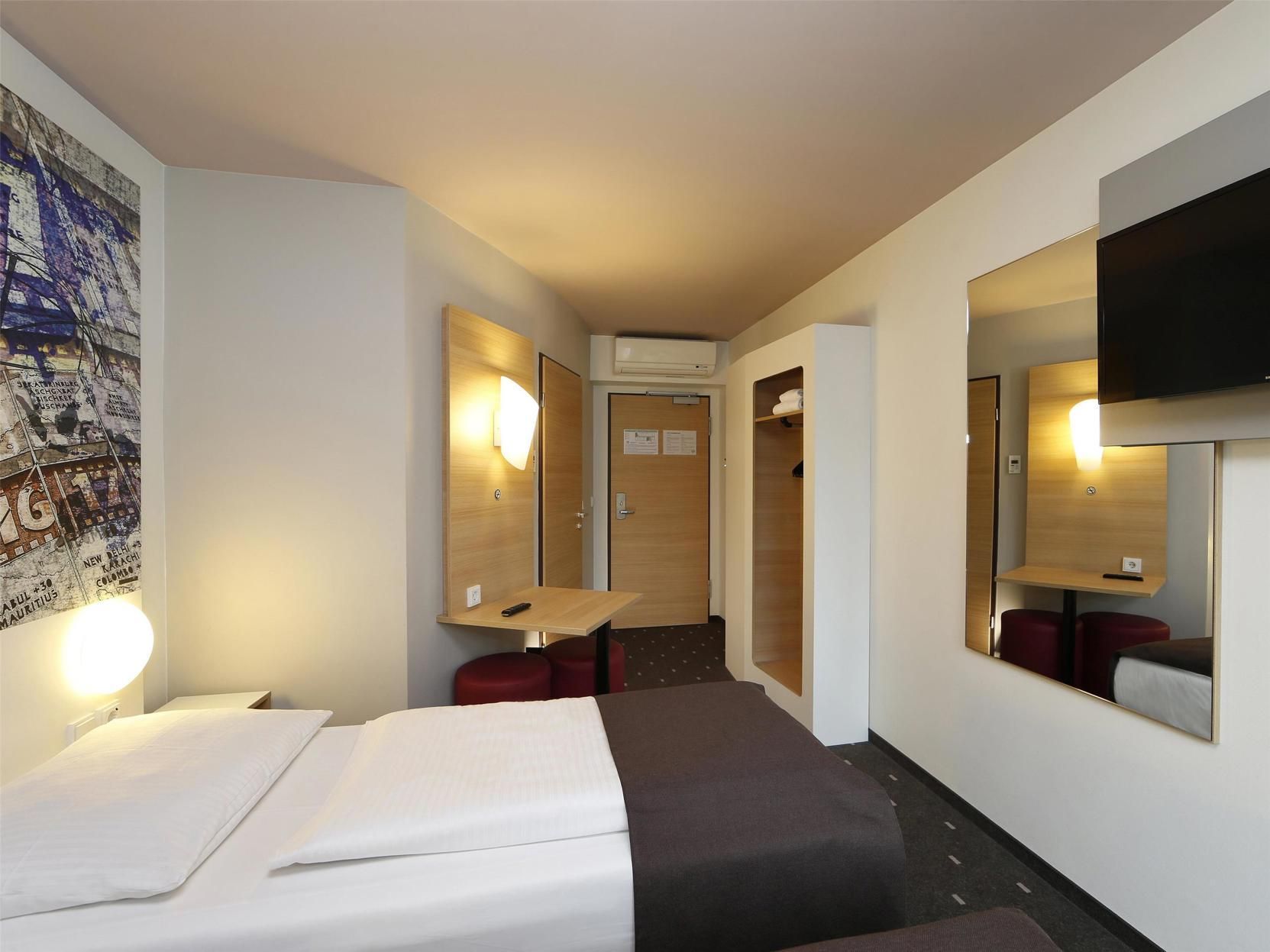 undefined B&B Hotel Berlin-Alexanderplatz 10