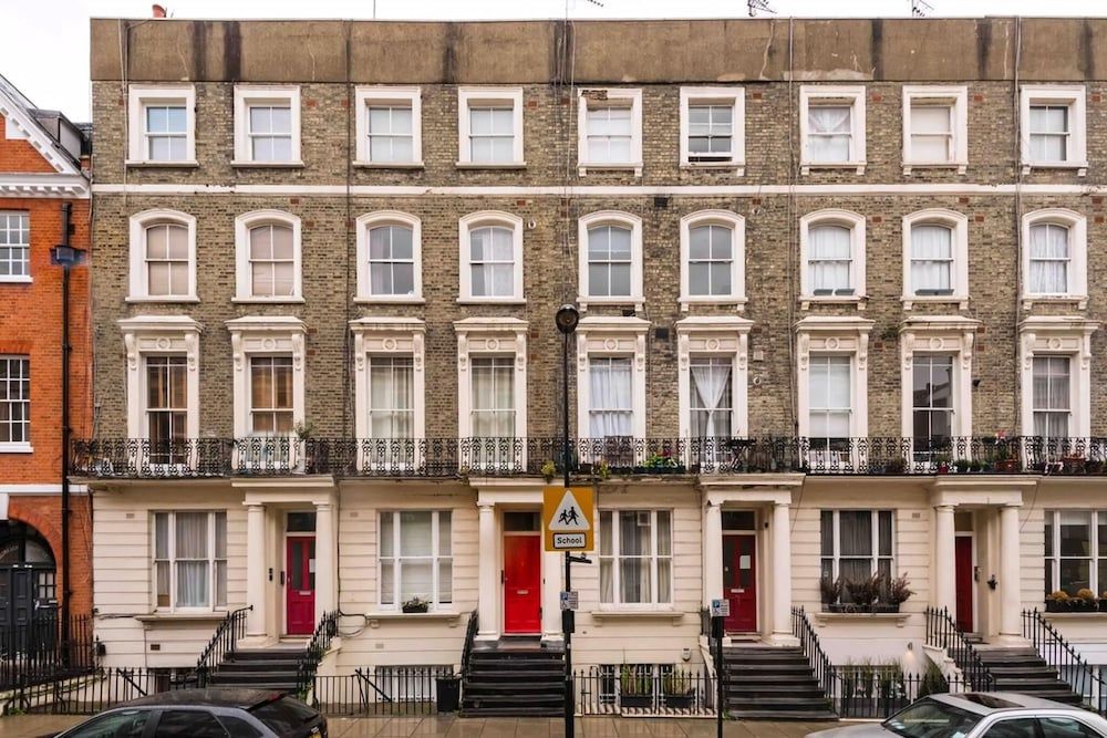 undefined Bright and Modern Bayswater Apartment