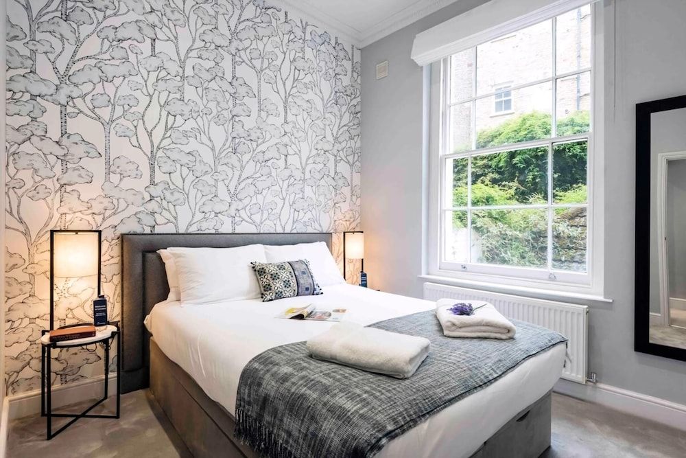 undefined Bright and Modern Bayswater Apartment 9