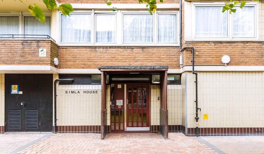 undefined Bright London Bridge Apartment