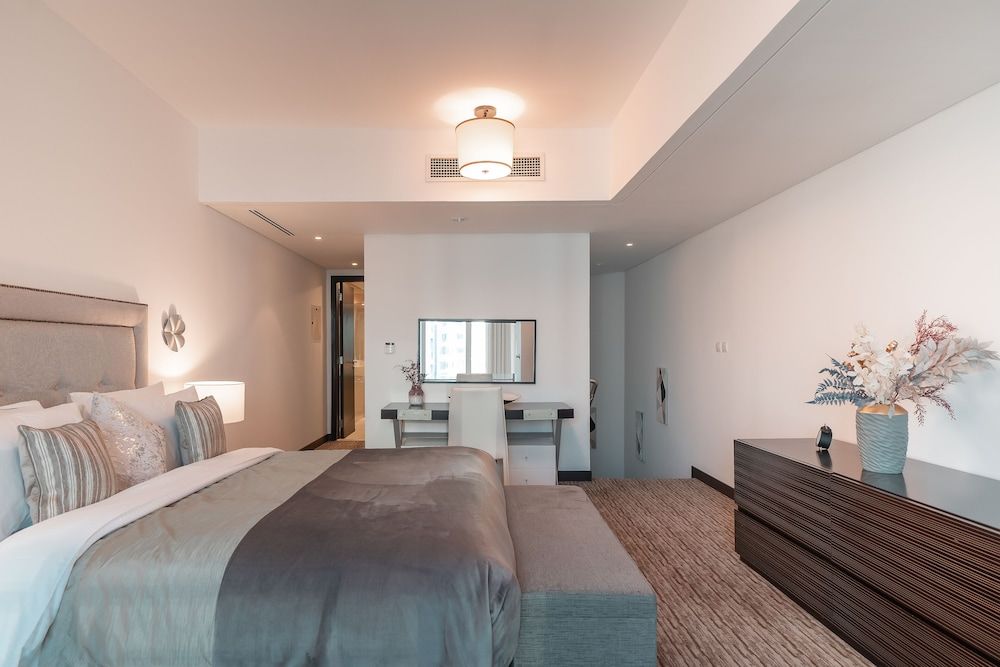 undefined HiGuests - Laguna Tower 7