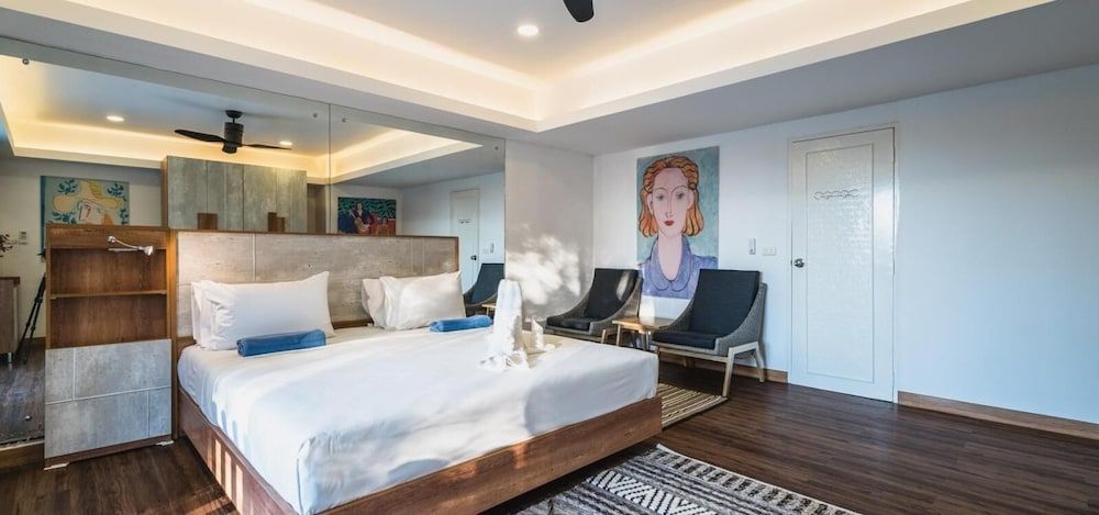 undefined Patong Hill Villa by Lofty 3