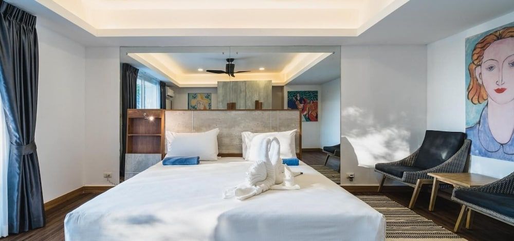 undefined Patong Hill Villa by Lofty 5