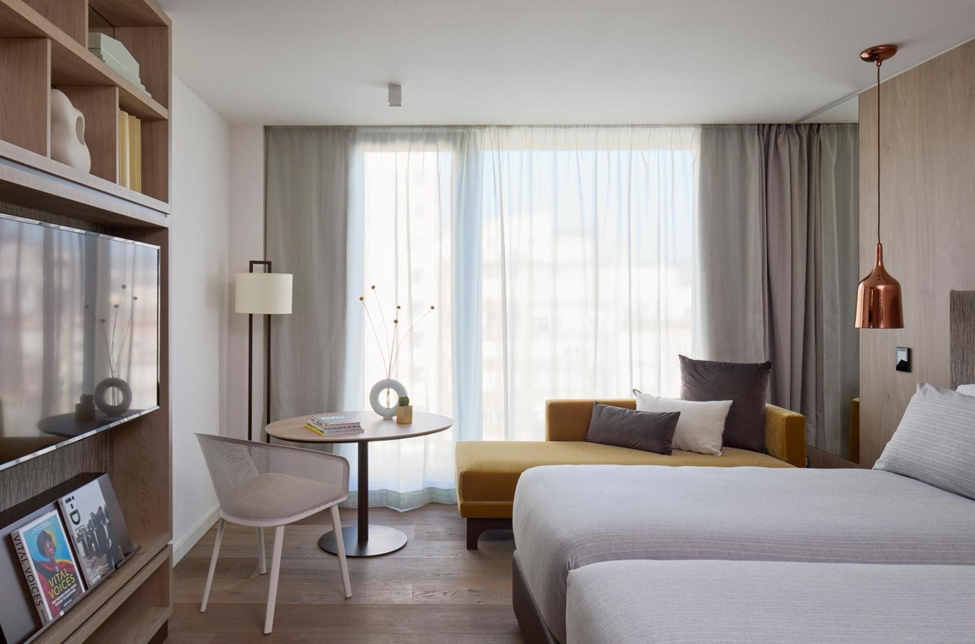 undefined ME Barcelona 9