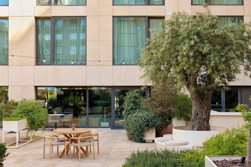 undefined ME Barcelona 3