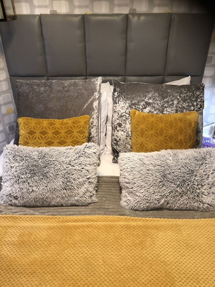 undefined Charing Cross Rooms - B&B 6