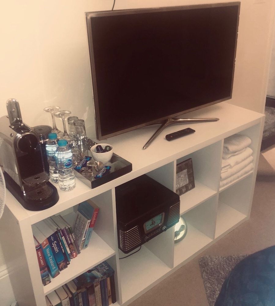 Charing Cross Rooms - B&B Superior Room, 1 King Bed, Terrace 16