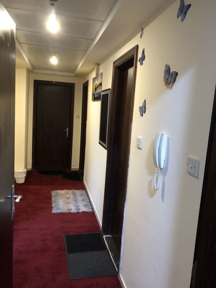 Kaya Hostel Single Bed in 2-Male Dormitory Room with private bathroom 7