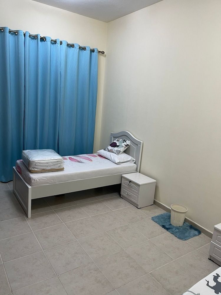 Kaya Hostel Single Bed in 2-Male Dormitory Room with private bathroom 4