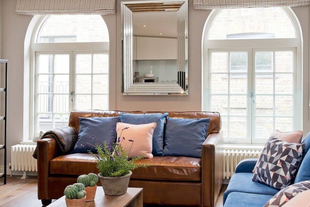 undefined Modern 2-bedroom Apartment, Notting Hill 8