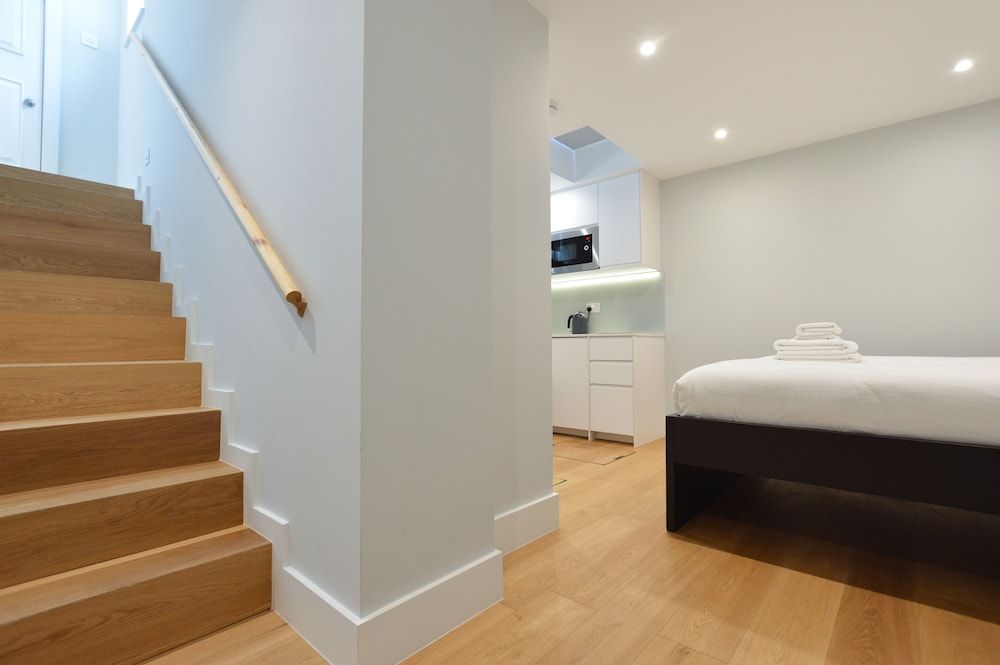 StayPrime Notting Hill Serviced Apartments Basement Room 5