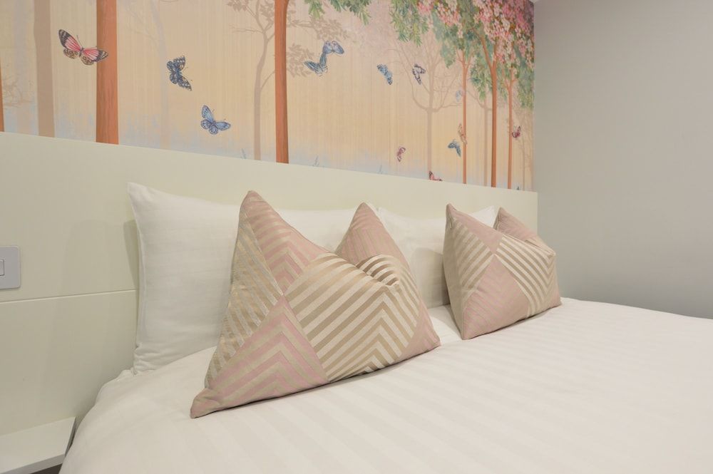 StayPrime Notting Hill Serviced Apartments Basement Room 3