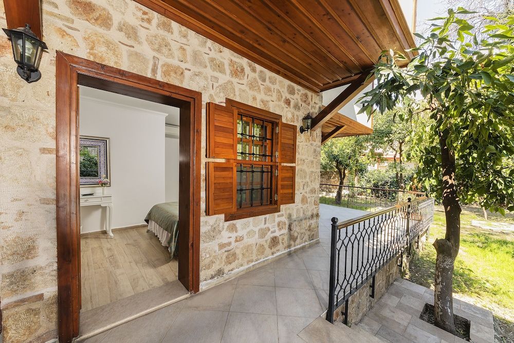 undefined Zemira Garden Hotel 9