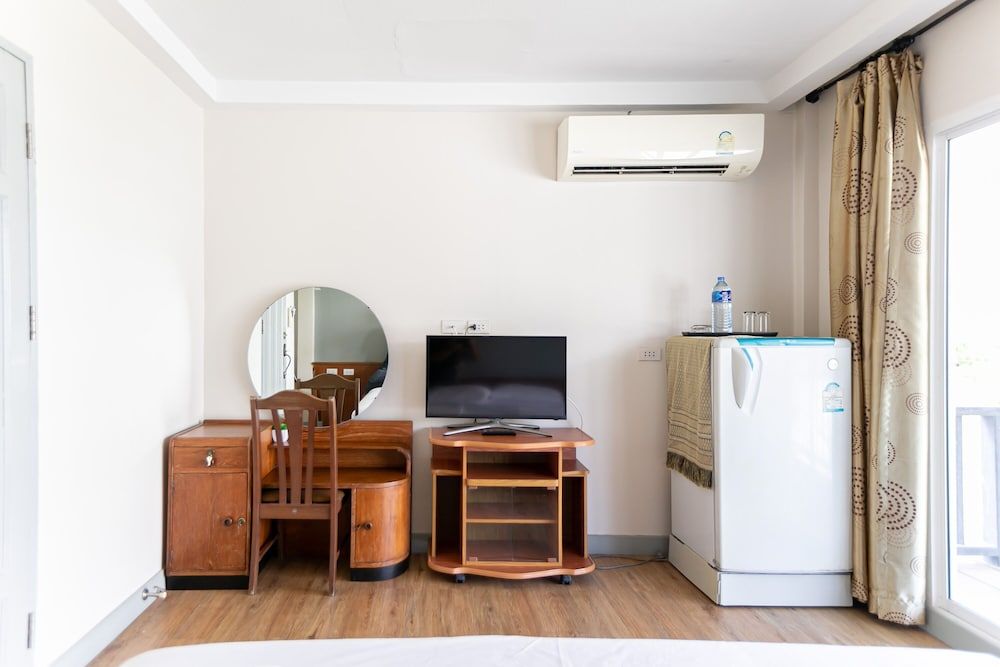 Villa Lamai - Wong Amat House Pattaya Deluxe Room, Balcony 16