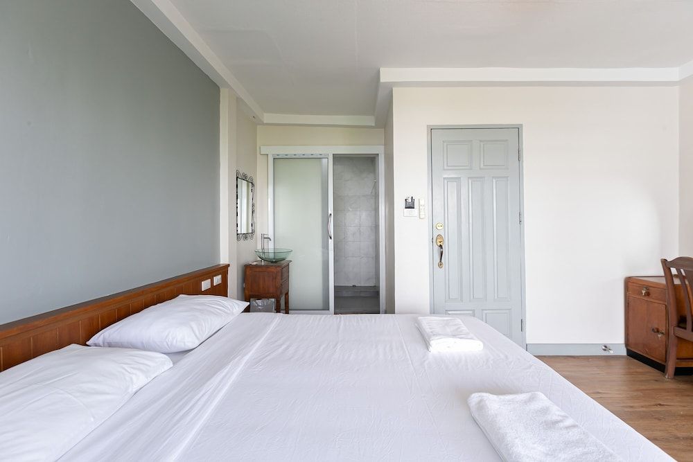 Villa Lamai - Wong Amat House Pattaya Deluxe Room, Balcony