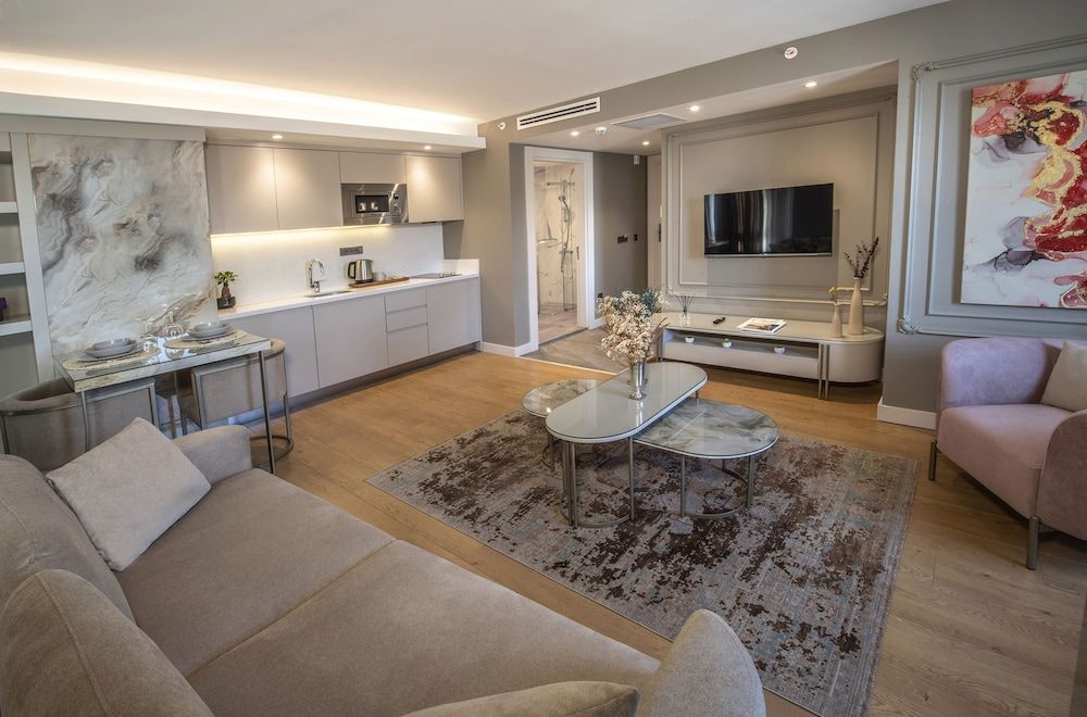 undefined Valente Suites & Hotel 2