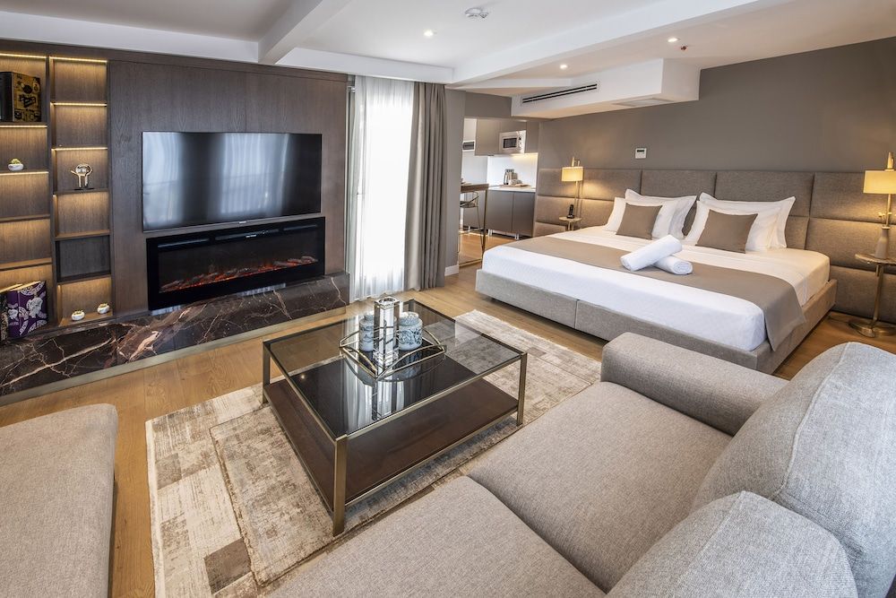 undefined Valente Suites & Hotel 4