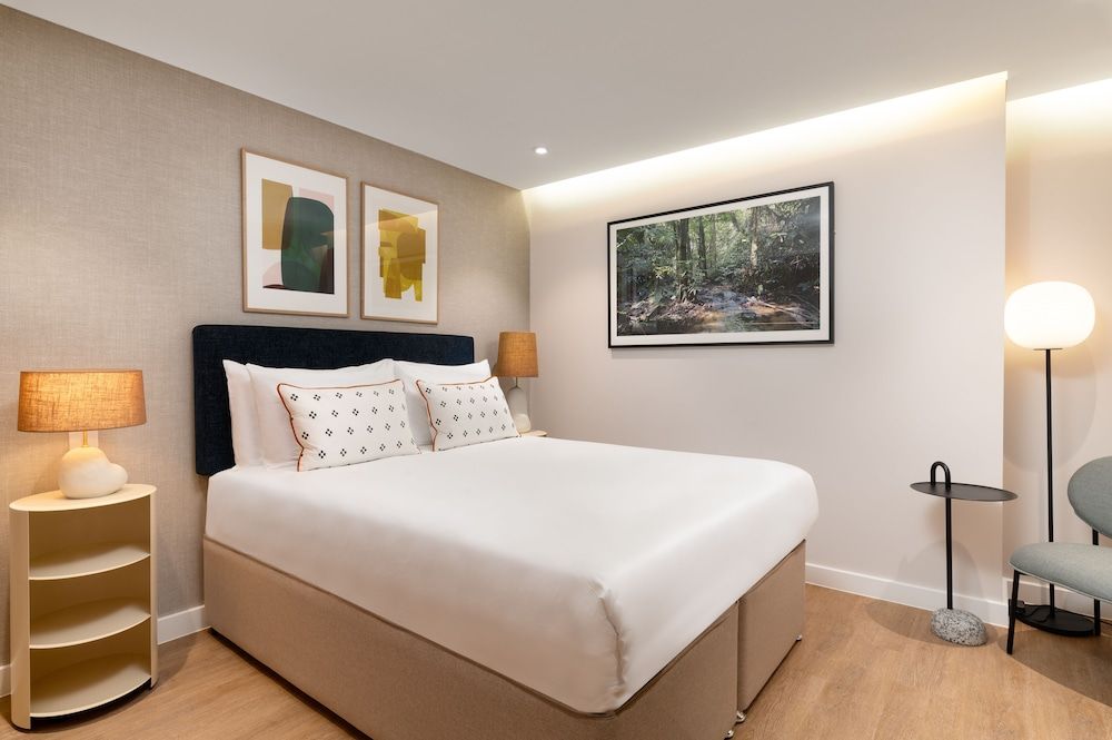 The Lincoln Suites Studio - No Window 2