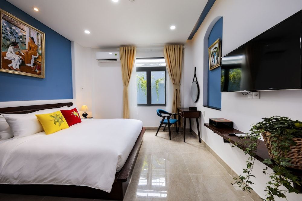 Chez Mimosa Petite Superior Double Room 4