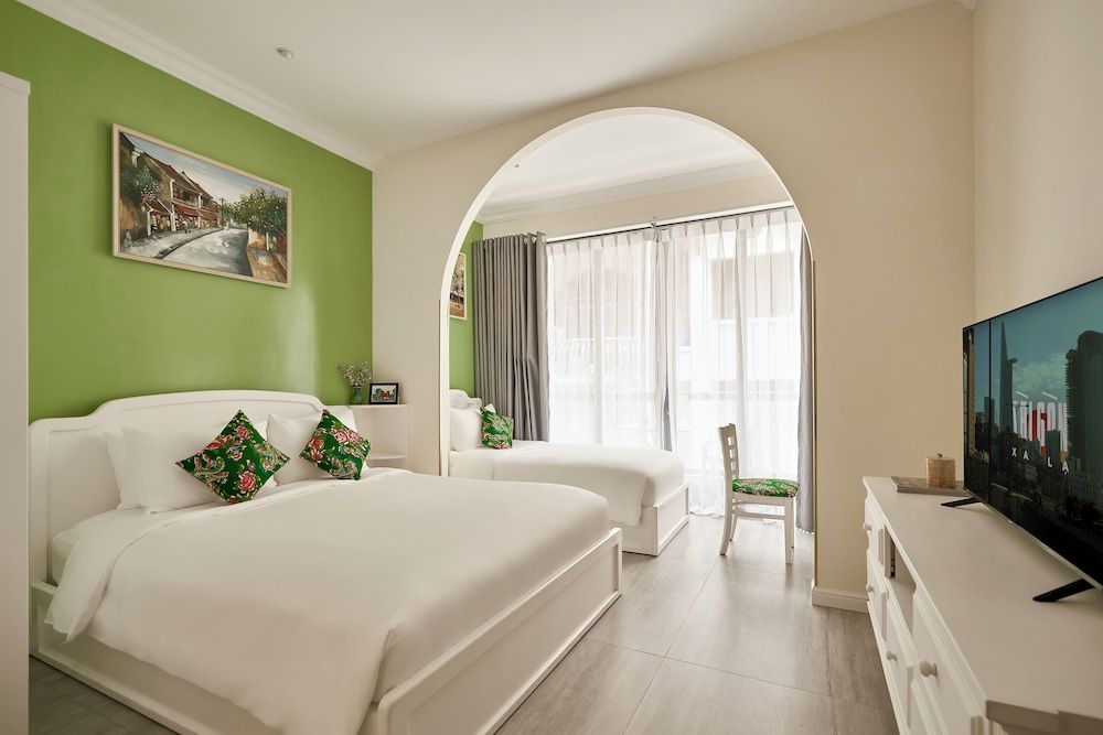 undefined Chez Mimosa Petite 4