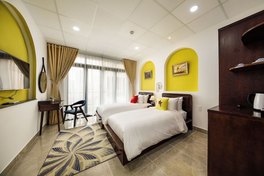 undefined Chez Mimosa Petite