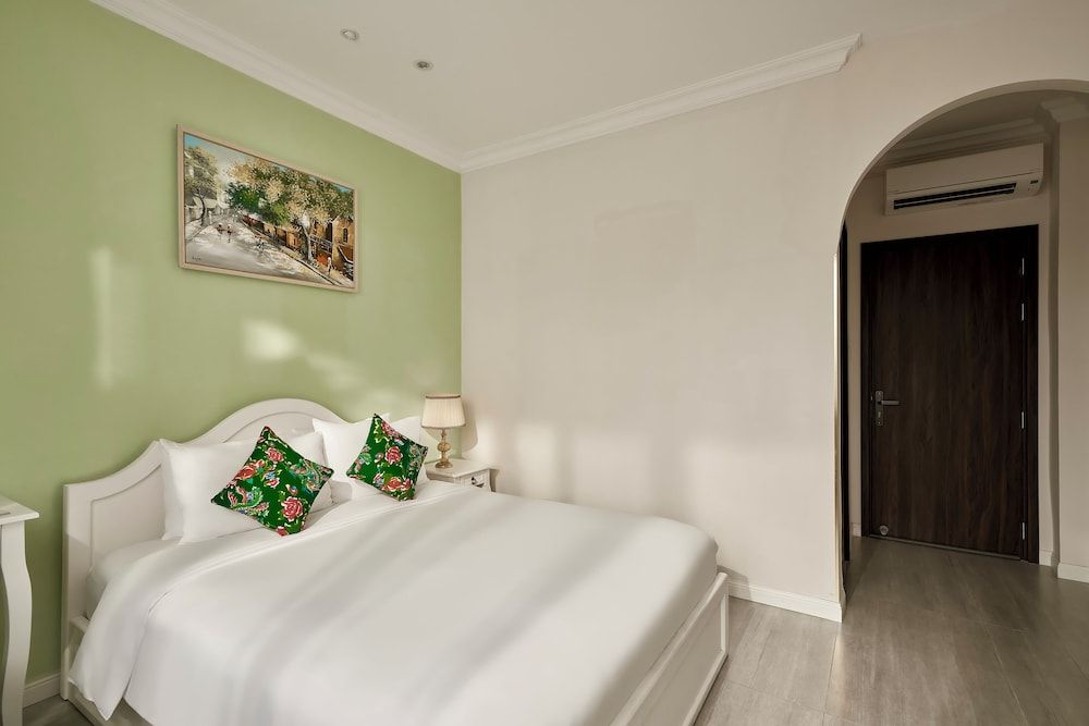 Chez Mimosa Petite Superior Double Room 6