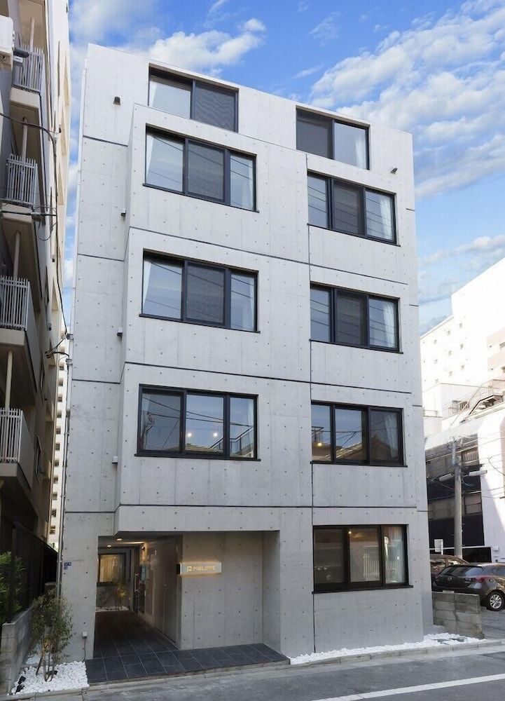 undefined B2  Maison Philippe Shitaya 202 2