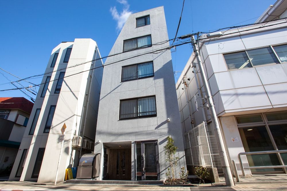 undefined Laffitte Tokyo WEST 6