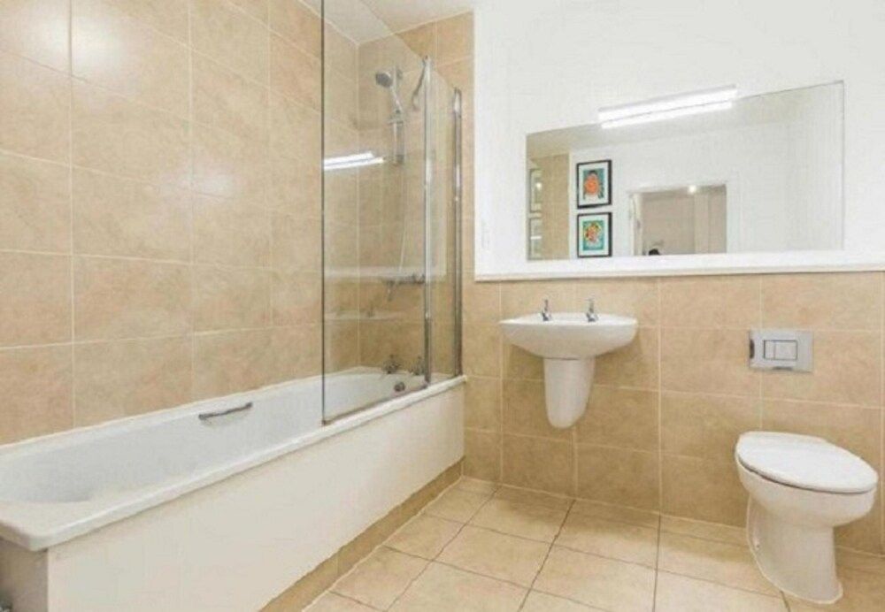 undefined Bow Stays by Stay Guru 7