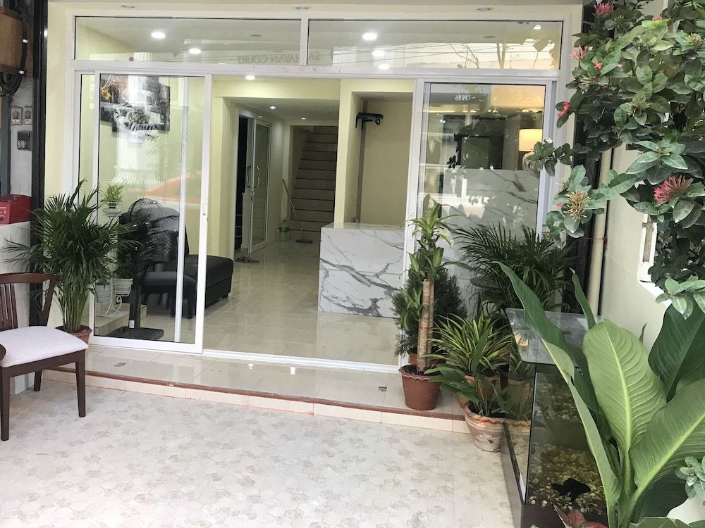 undefined Harry's Residence