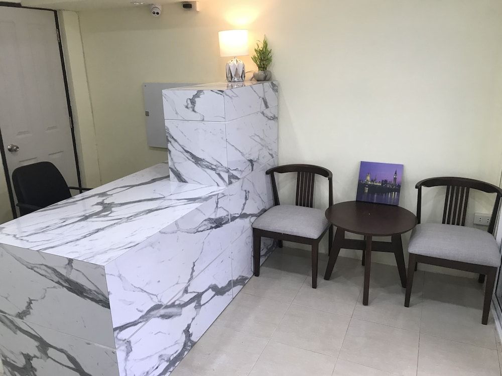 undefined Harry's Residence 7