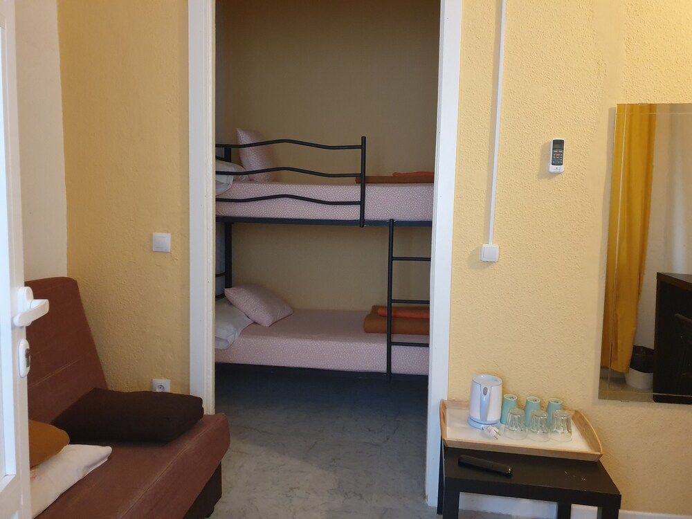 undefined Hostal Plaza Luna 10